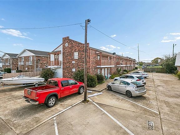 2nd image of 1617 Newport Pl APT 29