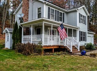 65 Reservoir Rd, New Hartford, CT 06057