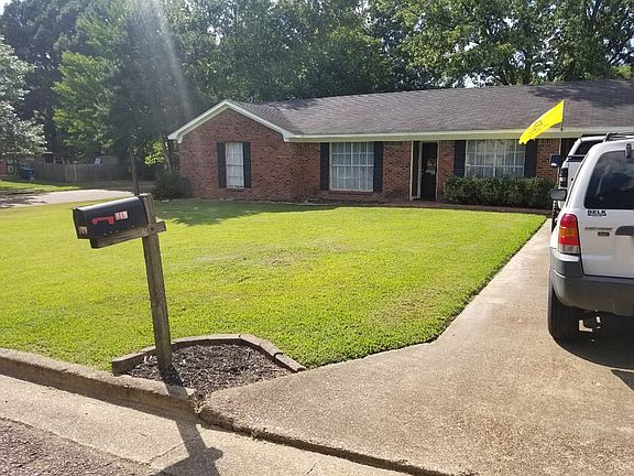 2022 front yard
