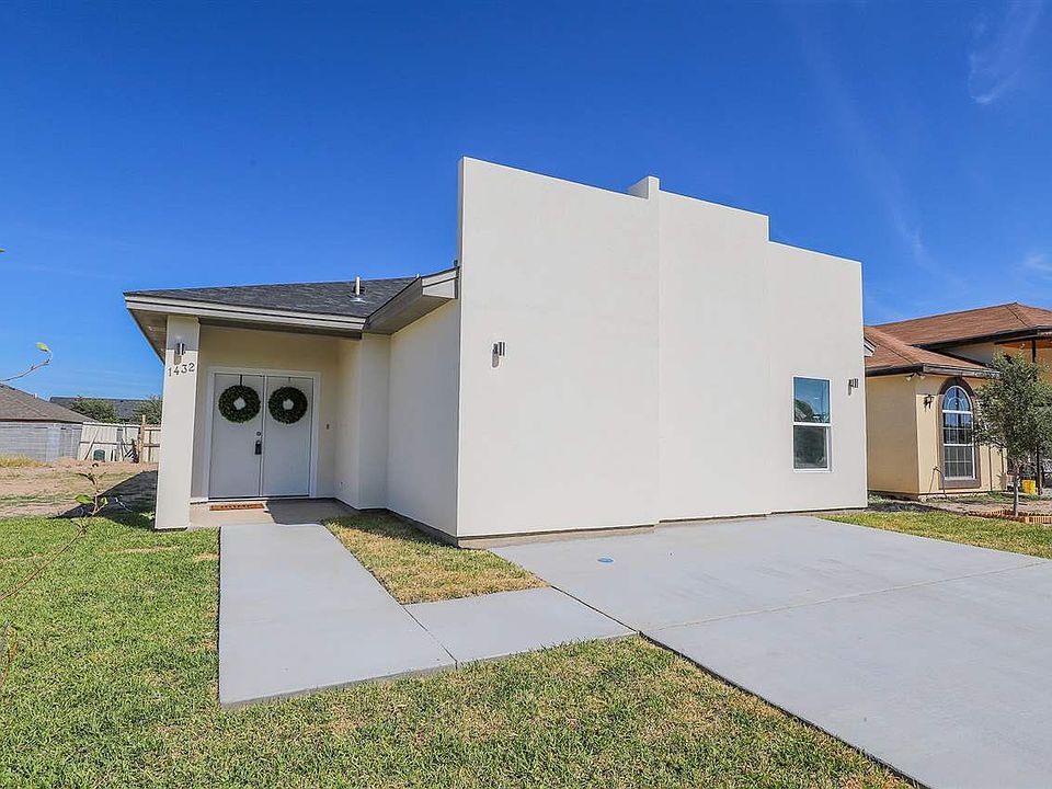 1st image of 1432 Franc Cigarroa Dr