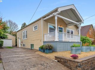 5525 NE Everett St, Portland, OR 97213