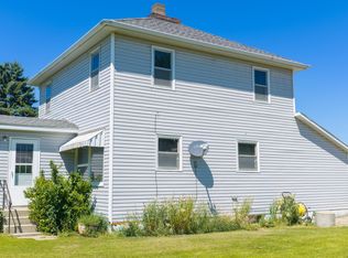 18704 450th Ave, Hayti, SD 57241