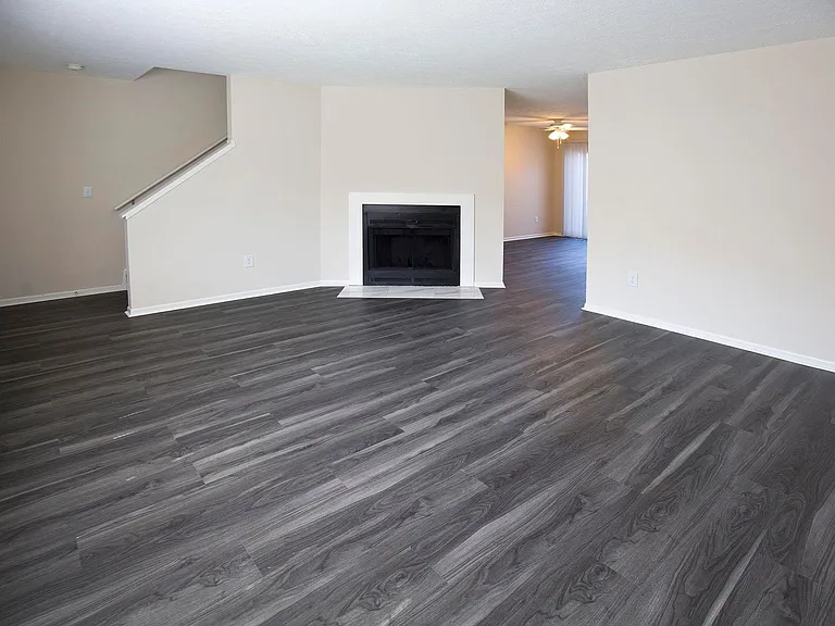 Park Club Townhomes — Photo 27