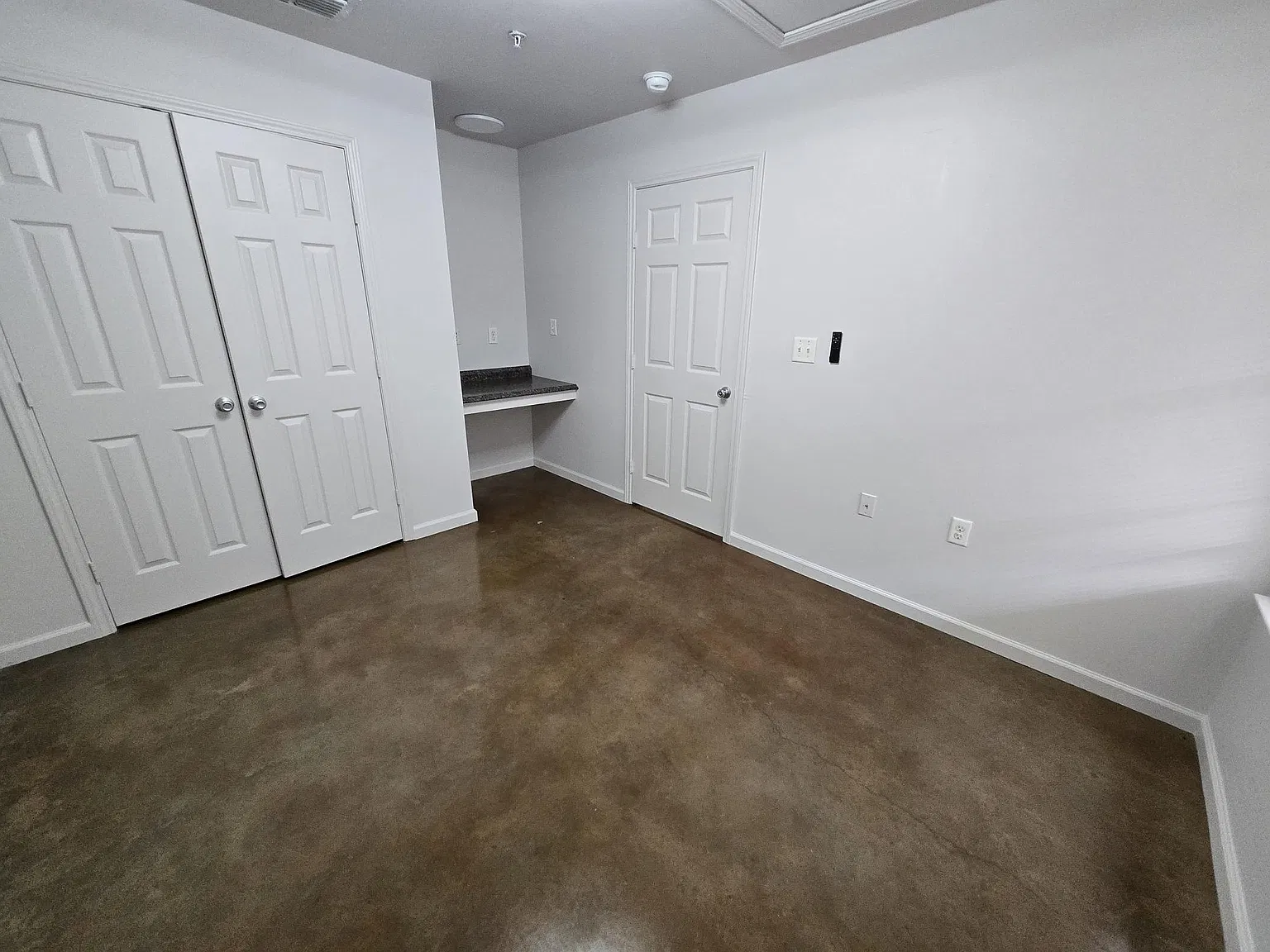 2 bed, 700 sqft, $1,100 — Photo 4
