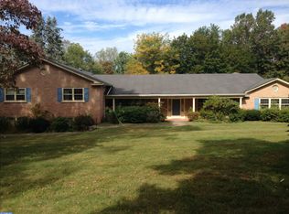 2930 Oak Ridge Farm Rd, Huntingdon Valley, PA 19006