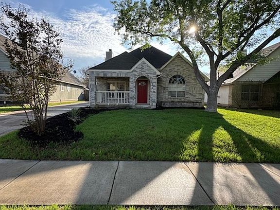 3rd image of 17001 Ardisia Dr