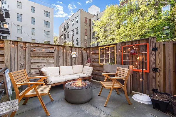 Rented by Corcoran | media 12