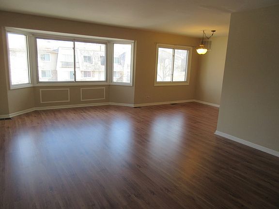 2nd image of 3000 Roberts Dr APT 7