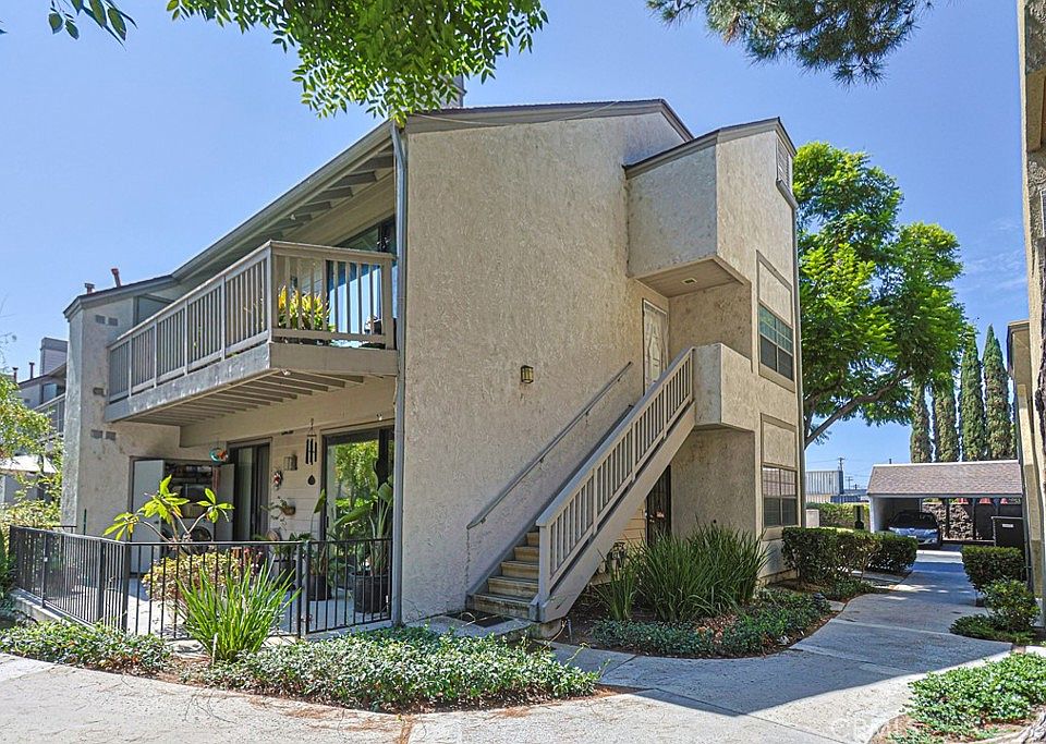 1st image of 10571 Lakeside Dr S #178