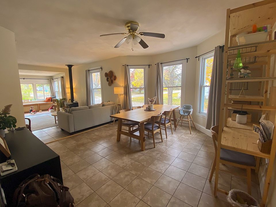 2nd image of 2801 Enoch Ave