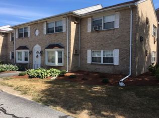 70B Washington Park Dr APT 6, Andover, MA 01810