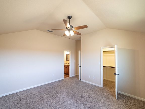 4th image of 6866 Jennings Dr
