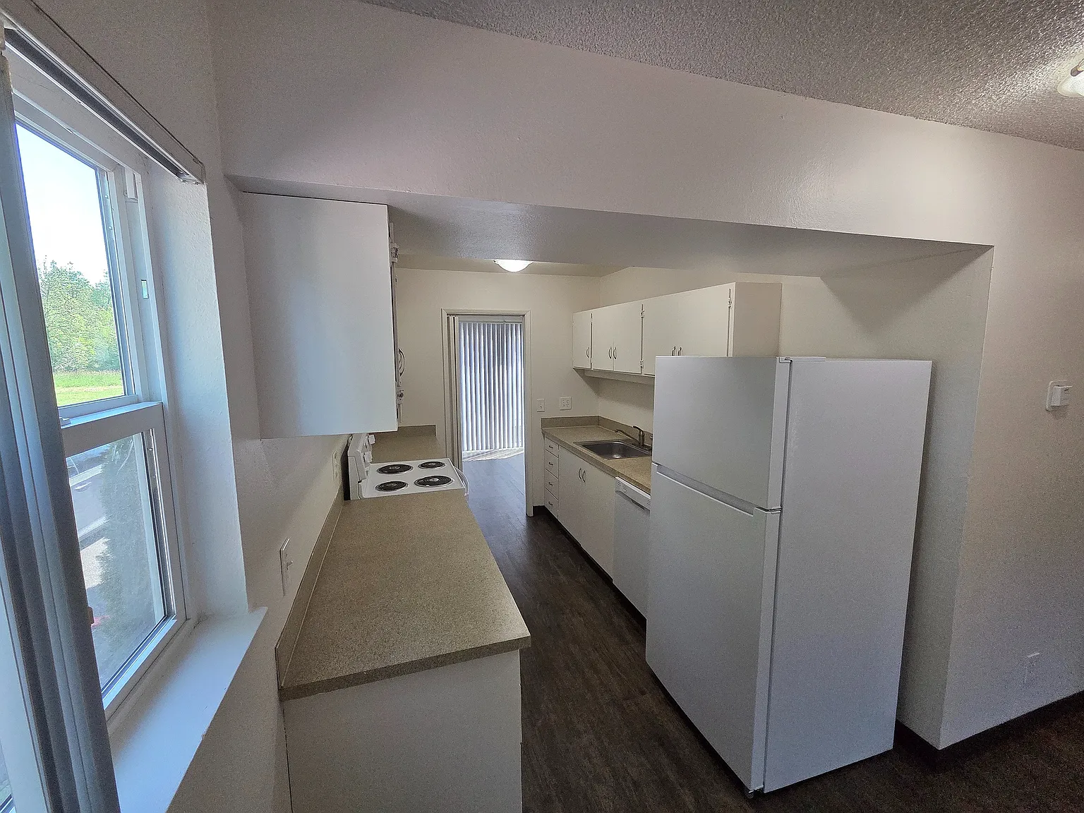 Oak Creek Townhomes — Photo 3