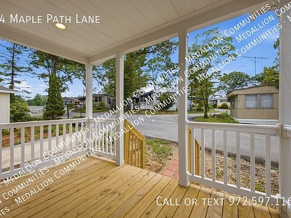 2nd image of 84 Maple Path Ln