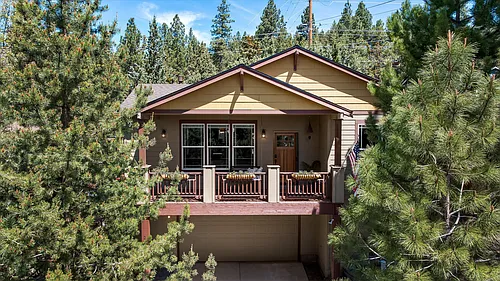 2106 NW Black Pines Pl Photo 1