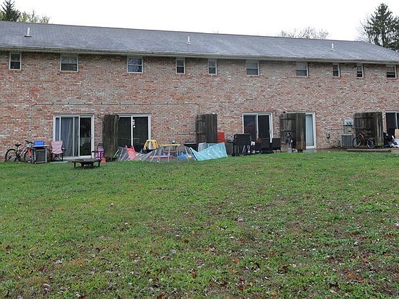 2nd image of 7624 Rosewood Dr
