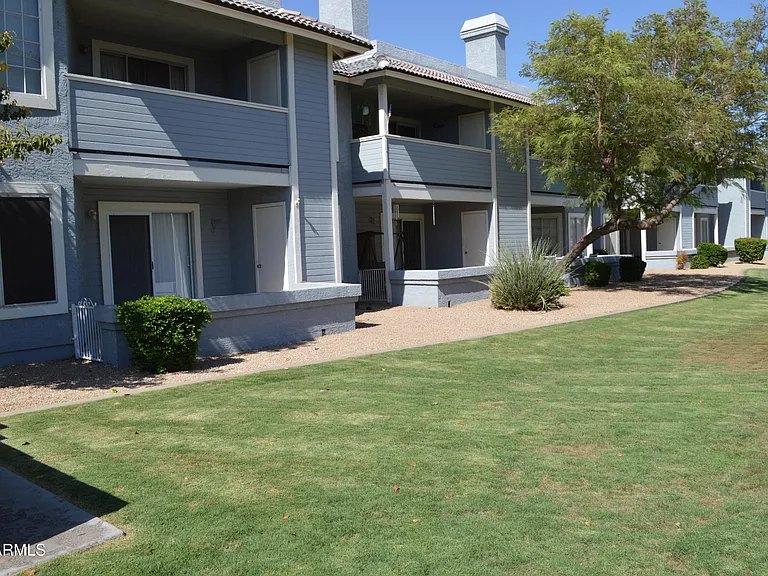2910 W Marconi Ave #113 — Photo 17