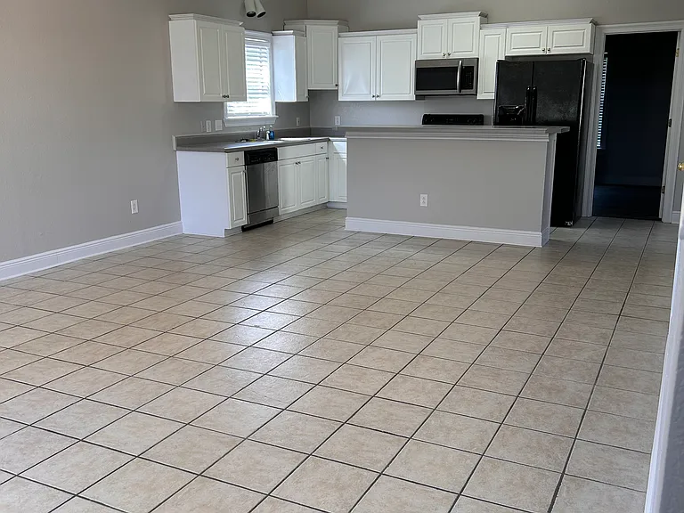 957 Saint Andrews Ln — Photo 6