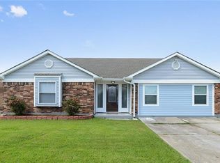 2233 Killington Dr, Harvey, LA 70058