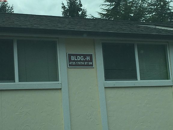 3rd image of 4725 176th St SW APT H2