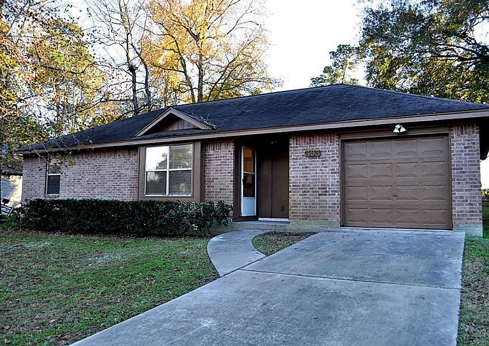 1st image of 303 Laurie Ln