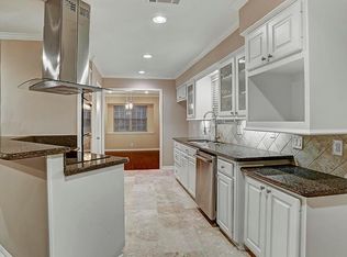 12447 Carriage Hill Dr, Houston, TX 77077