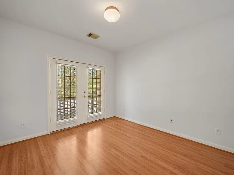 6920 Larue Belle Cv — Photo 29