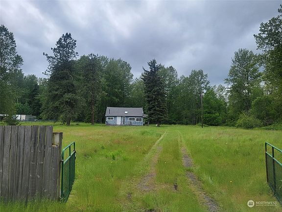 3rd image of 31616 Mountain Highway E