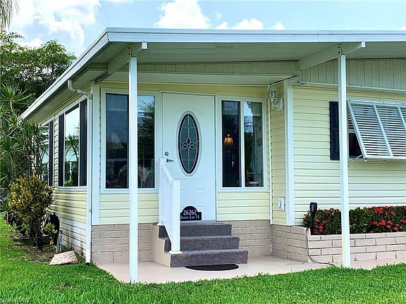 2nd image of 26262 Duchess Ln