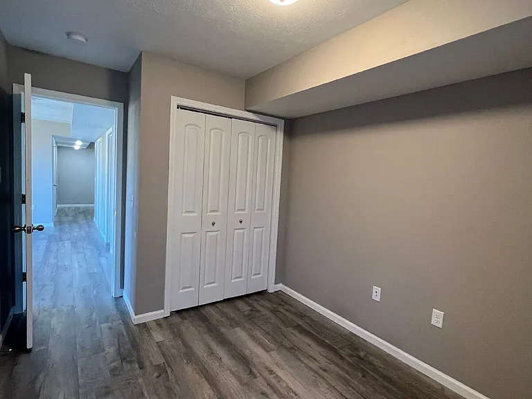 315 Sunrise Cv — Photo 19
