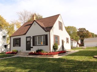 3832 S 51st St, Milwaukee, WI 53220