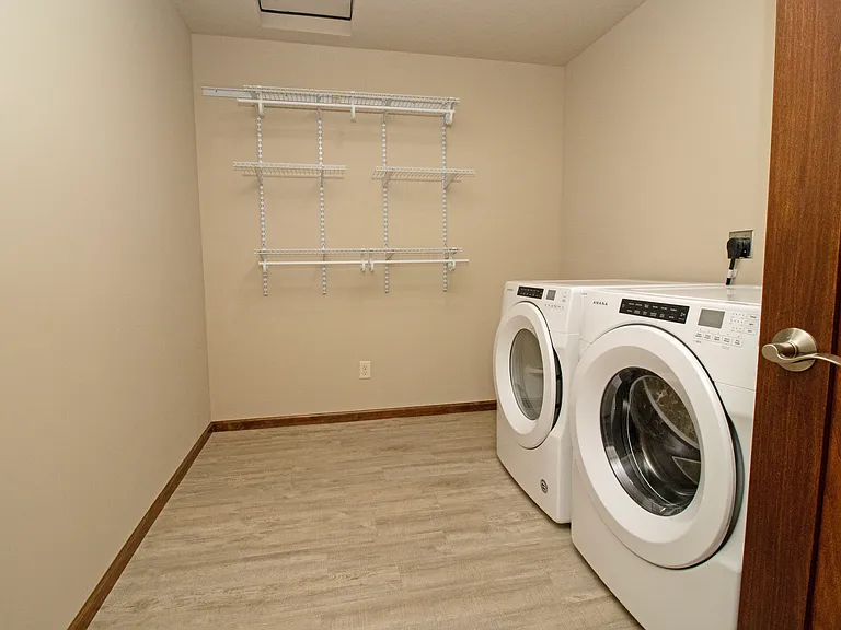1224 Sunset St SW #11 — Photo 17