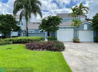8242 Waterford Ave, Tamarac, FL 33321