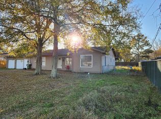 217 N Holly Ave, Cleveland, TX 77327