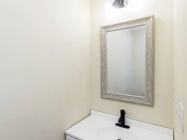 482 E Jenkins Ave — Photo 10