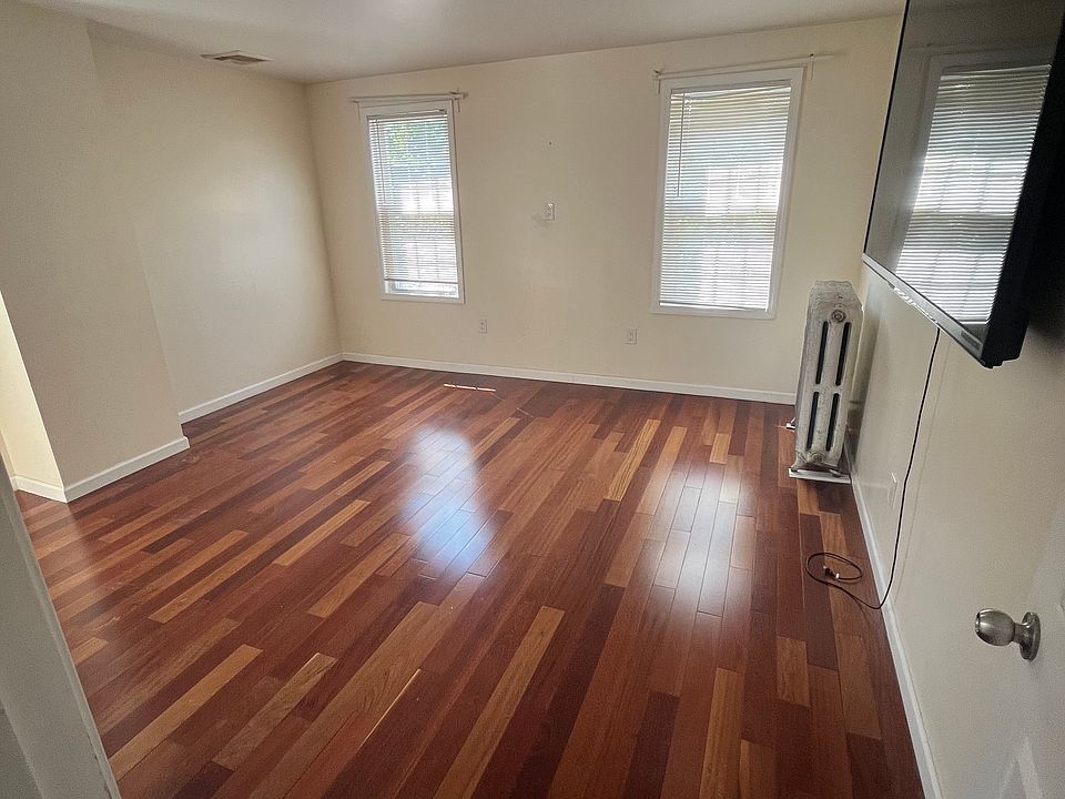 1st image of 111 Liberty Ave