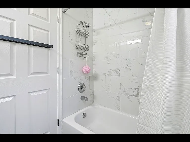 4234 Illicium Ln — Photo 29