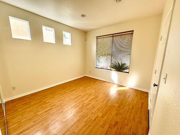 5th image of 3014 Panorama Ridge Dr