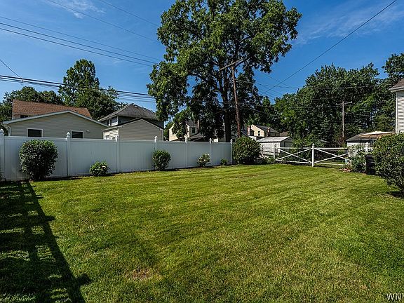 5th image of 41 Southwood Dr
