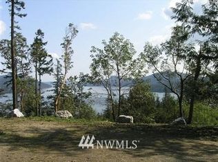 4 Geer Ln, Eastsound, WA 98245