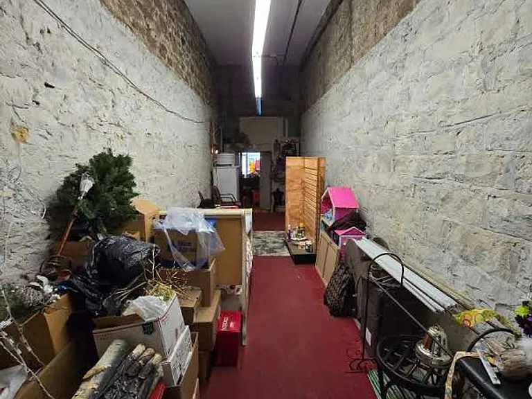 286 E Main St #A — Photo 14