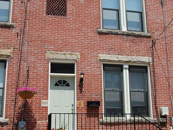 Beautiful street in Shadyside