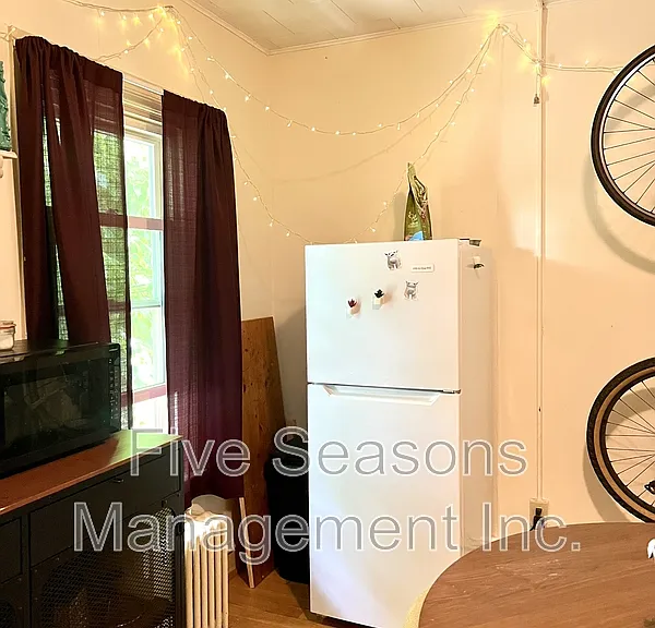 27 Converse Ct #3 — Photo 3