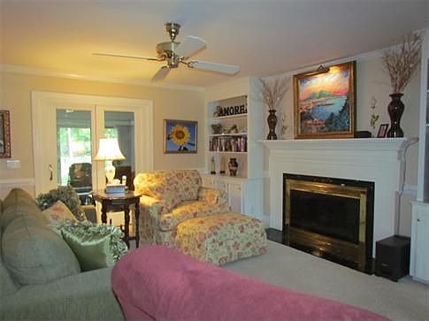 3rd image of 503 Bremerton Dr