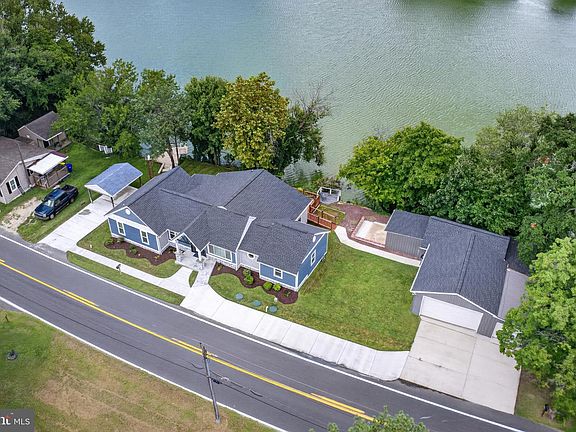 3rd image of 8547 Hearns Pond Rd