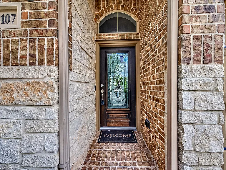 2107 Cinnamon Teal Cir — Photo 2