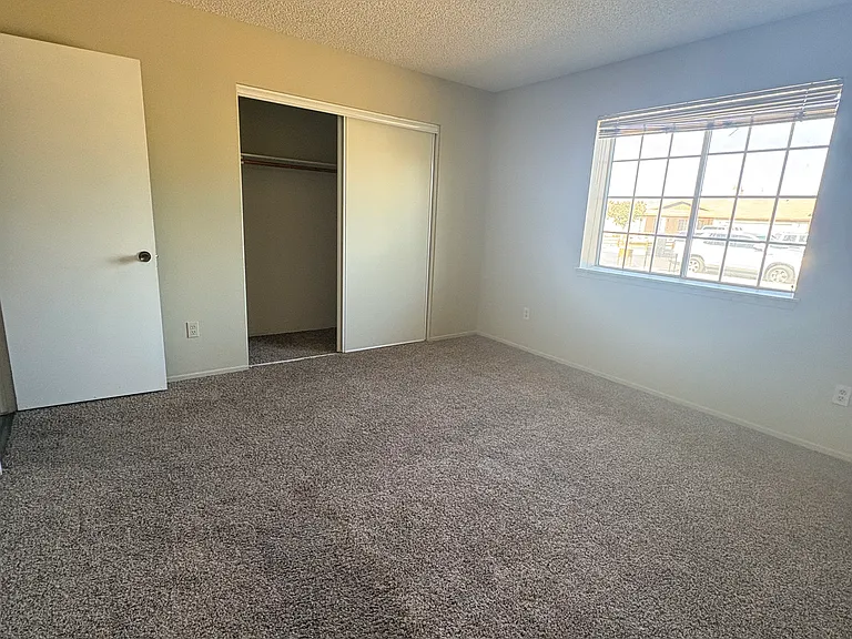 14258 Tonikan Rd — Photo 10