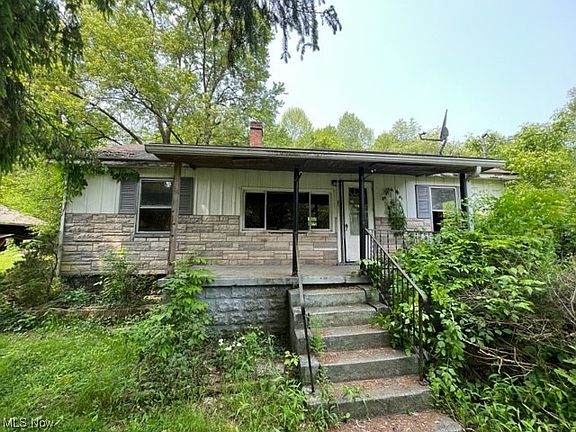 2nd image of 355 Hanna Ave