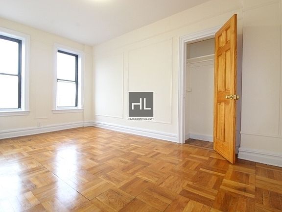 5th image of 8014 18th Ave #15