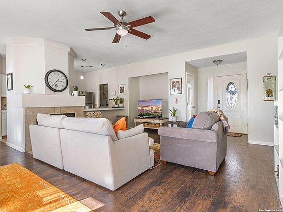5th image of 9410 VALLEY WAY